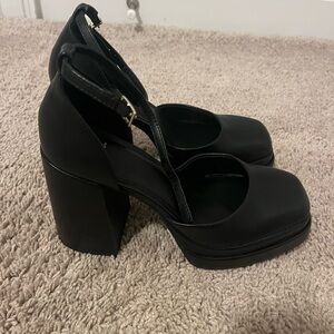 Black Chunky Heels